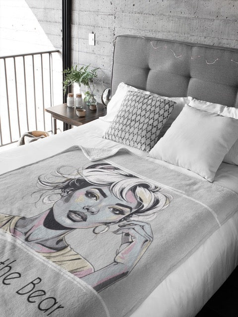 Cozy Bear Plush Blanket – Stylish Throw & Bedroom Décor Gift for Her